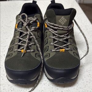 Columbia Athletic Shoes Green Black Rugged Design